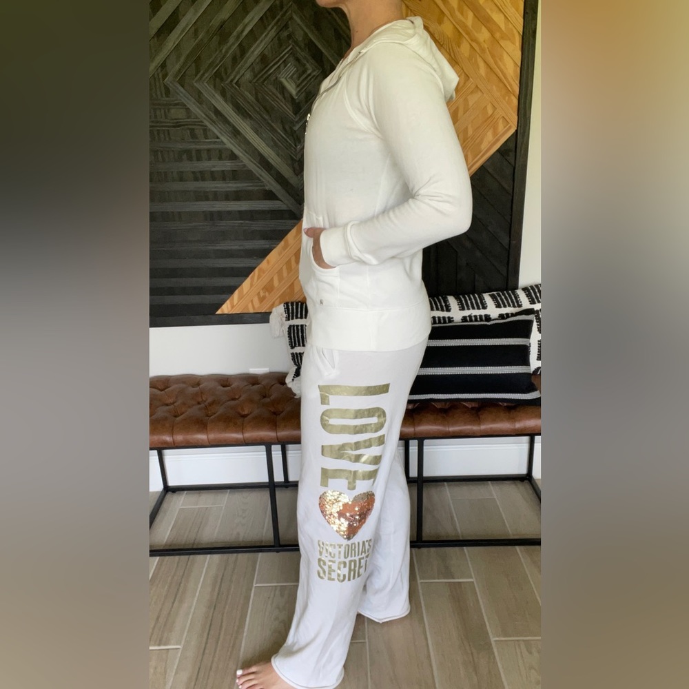 Victoria Secret hoodie and lounge pant set